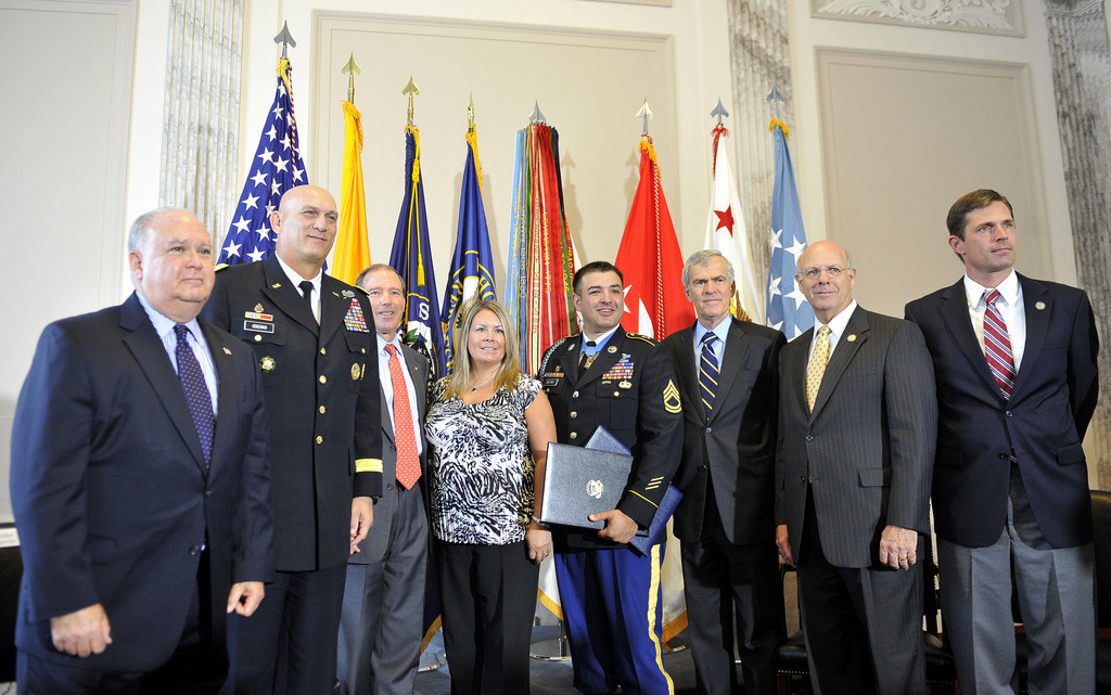세계 최고의 명예 진정한 영웅에게 수여 되는 명예의 훈장 | 인스티즈
