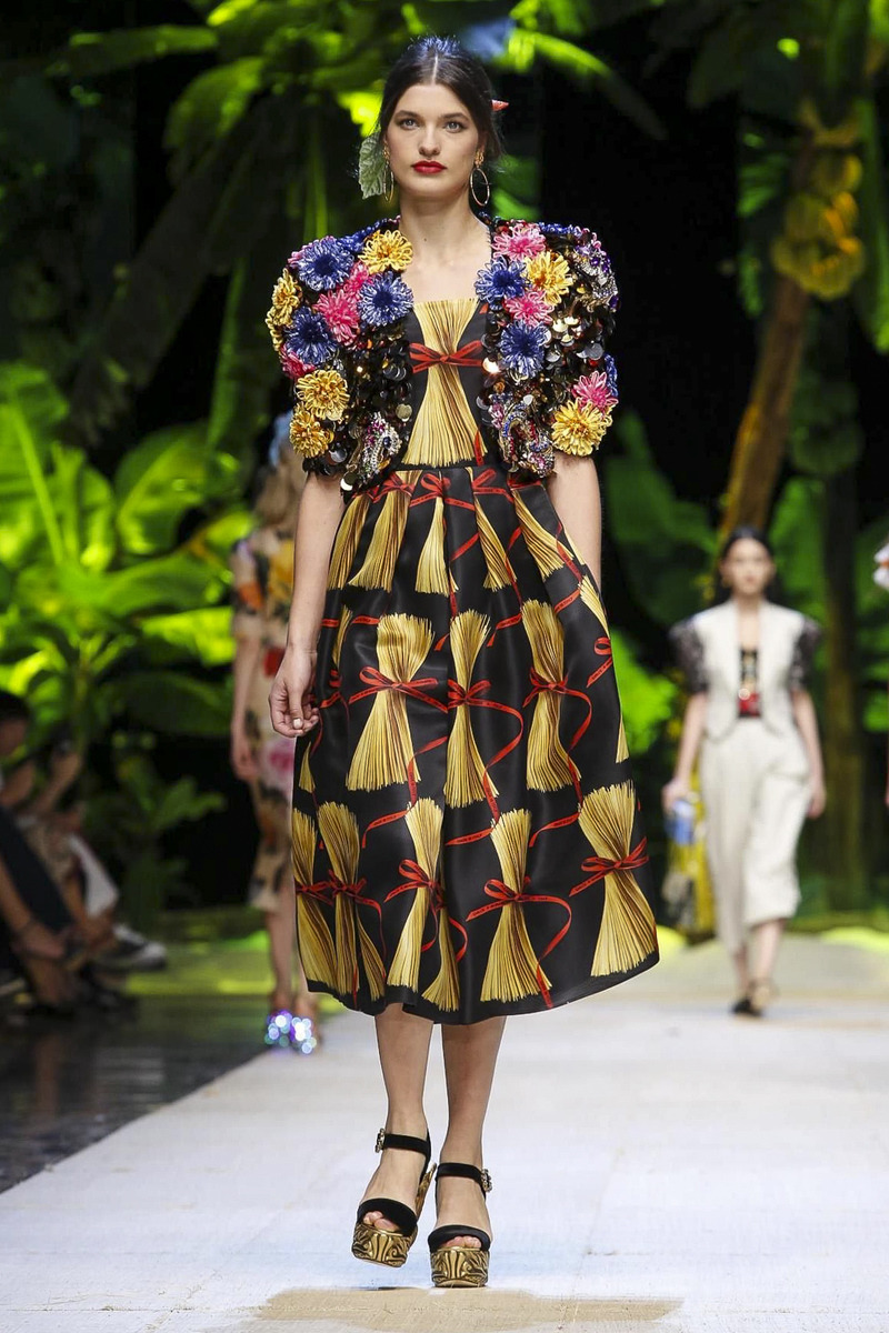  Dolce & Gabbana 2017 S/S 컬렉션 | 인스티즈