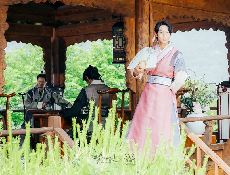 [달의연인보보경심려] 의상이 화려하고 고급스러운데 티를 안내는 드라마 | 인스티즈