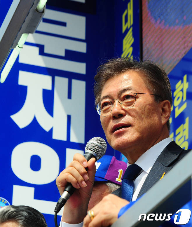 오늘 제주시 동문시장 찾은 문재인.jpg | 인스티즈