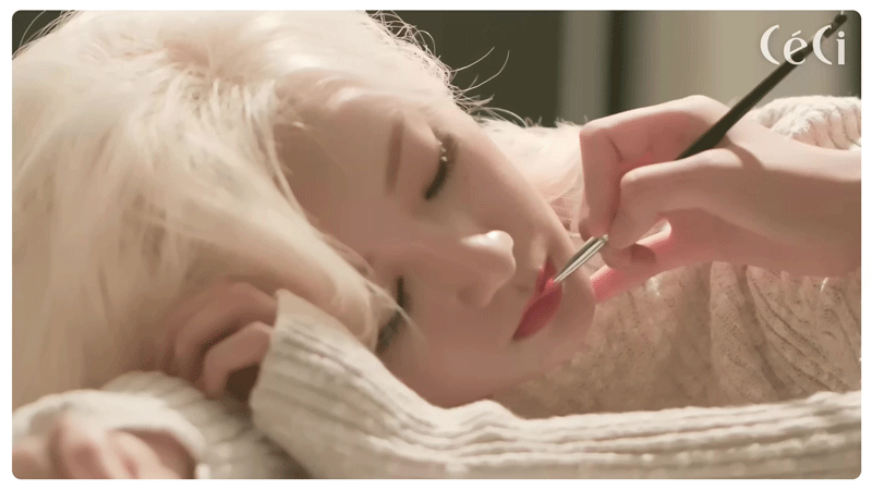 아프니까 섹시한 윤보미 | 인스티즈