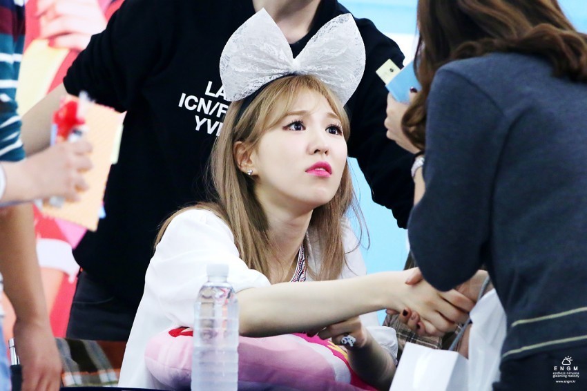 시무룩한 레드벨벳 웬디(완무룩).JPG | 인스티즈