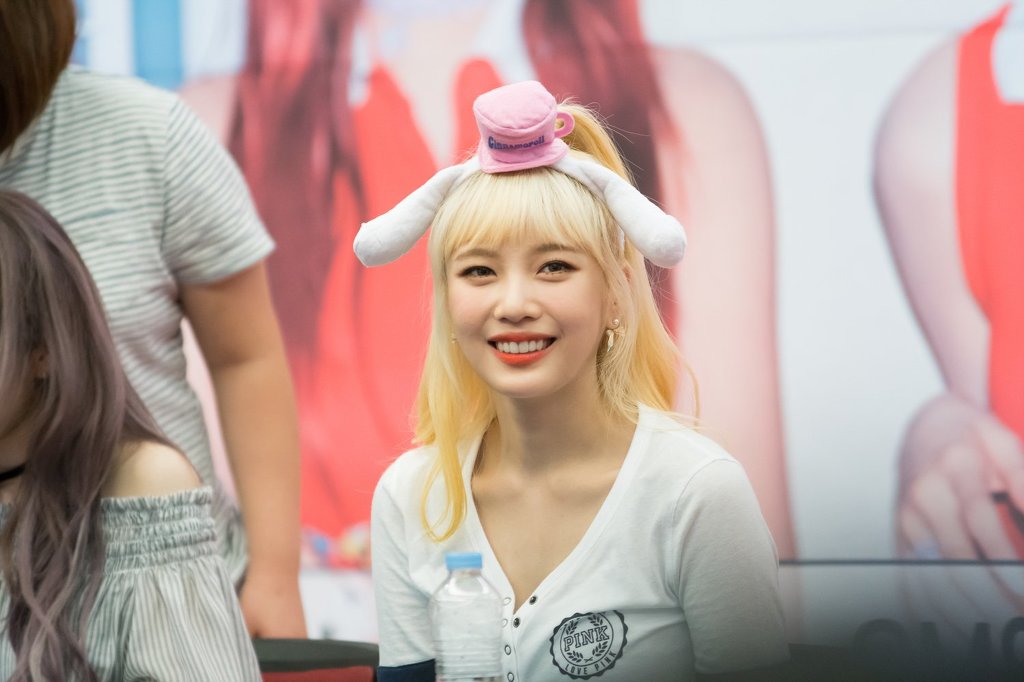 레드벨벳 조이 팬사인회 | 인스티즈