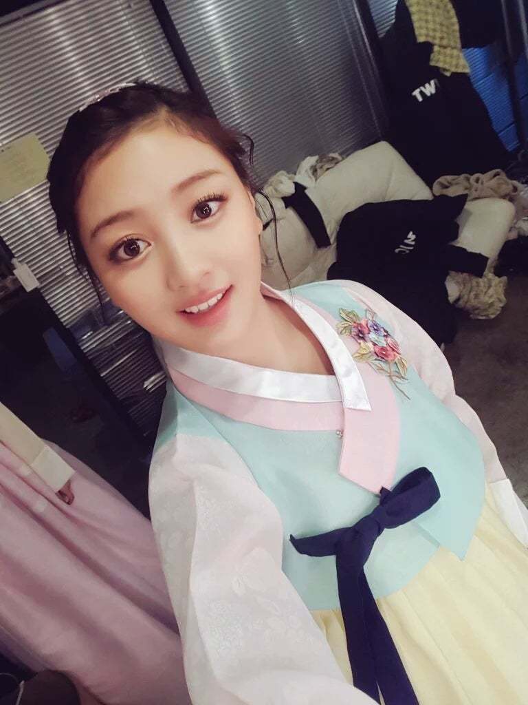 한복 곱게 차려입은 트와이스 | 인스티즈