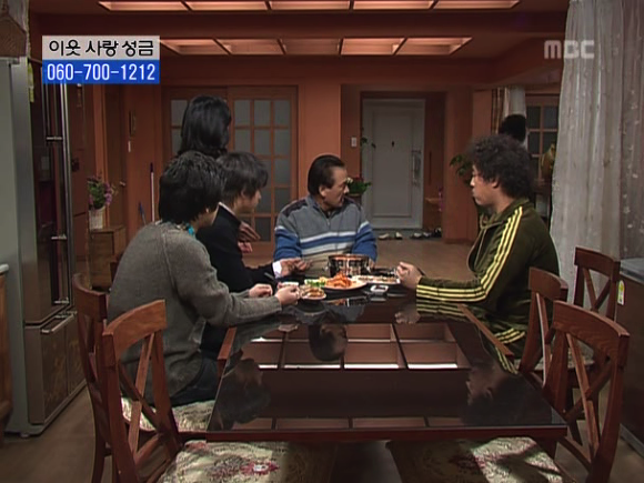 [거침없이하이킥] 솥뚜껑 나문희 여사와 박해미의 김장대결.jpg | 인스티즈