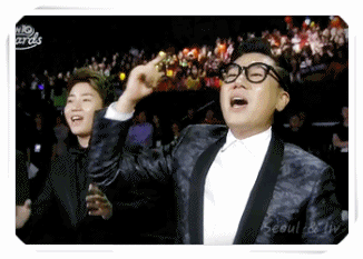 TVN 시상식 - 이문세 축하공연 반응들.GIF | 인스티즈