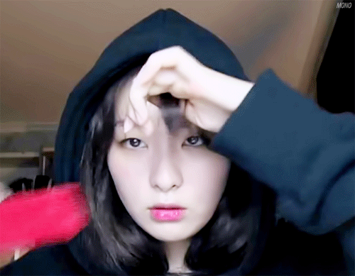 후드가 잘 어울리는 슬기.gif | 인스티즈