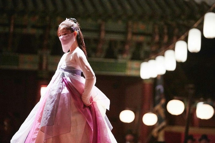 여자한복 입고 여신같은 김유정 | 인스티즈