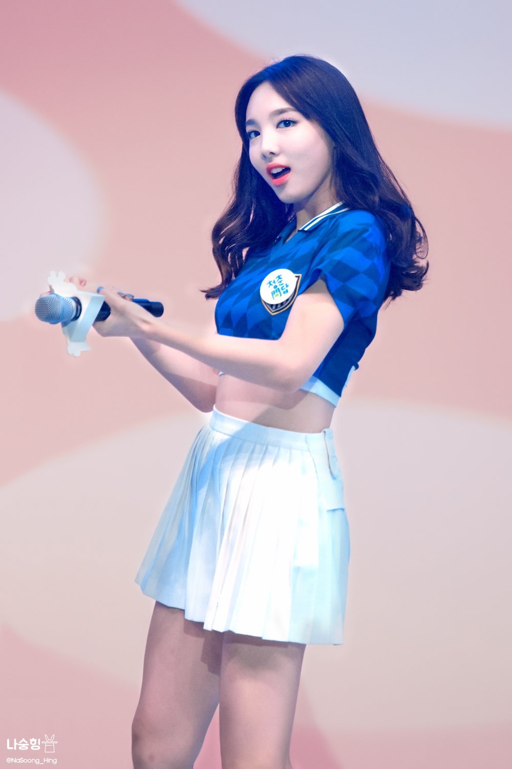 포카리 느낌 낭낭한 트와이스 의상 | 인스티즈