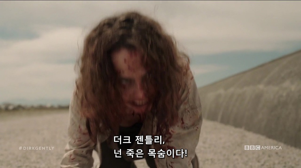 밑도끝도 없는것 같고 이상한데 볼수록 더 이상해지는 미드 | 인스티즈