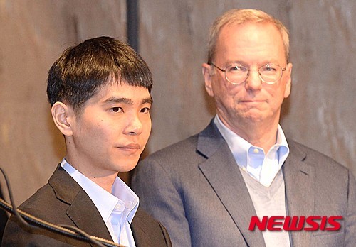 2국째 이세돌 꺾고 환호하는 알파고 개발팀원들.jpg | 인스티즈