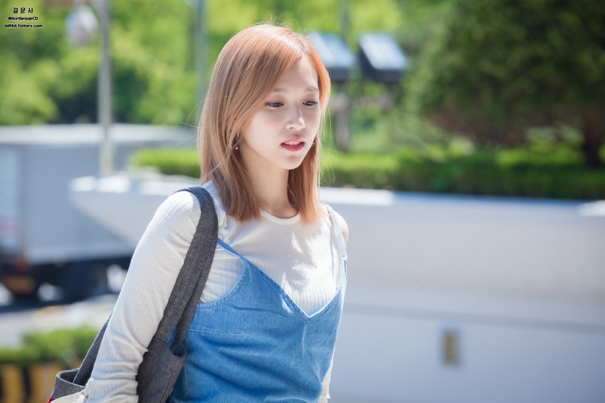 [트와이스] 요즘 이쁨이쁨 터지는 묘이 미나(a.k.a 정남).gif | 인스티즈