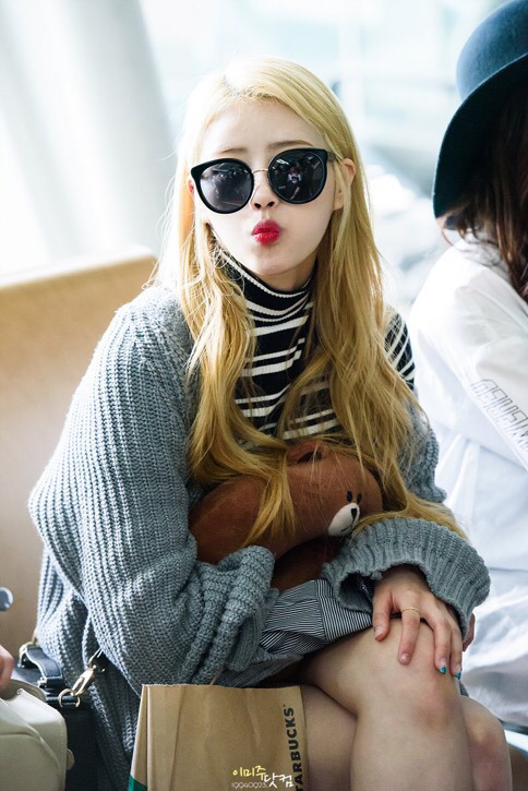 [러블리즈] 간만에 낮술해서 미주 | 인스티즈