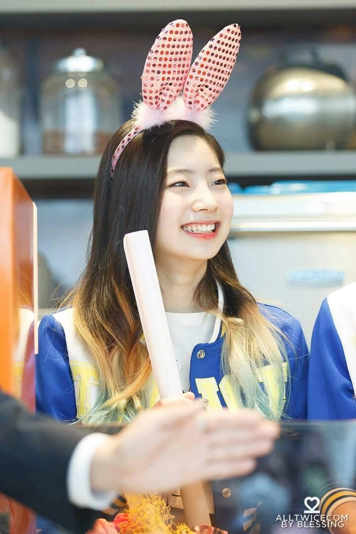 트와이스 두부 꾹꾹이 아기맹수 | 인스티즈