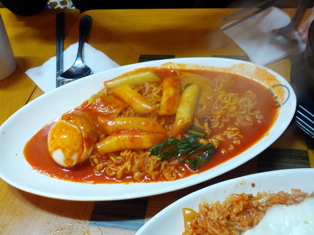 즉석떡볶이 vs 떡볶이 | 인스티즈