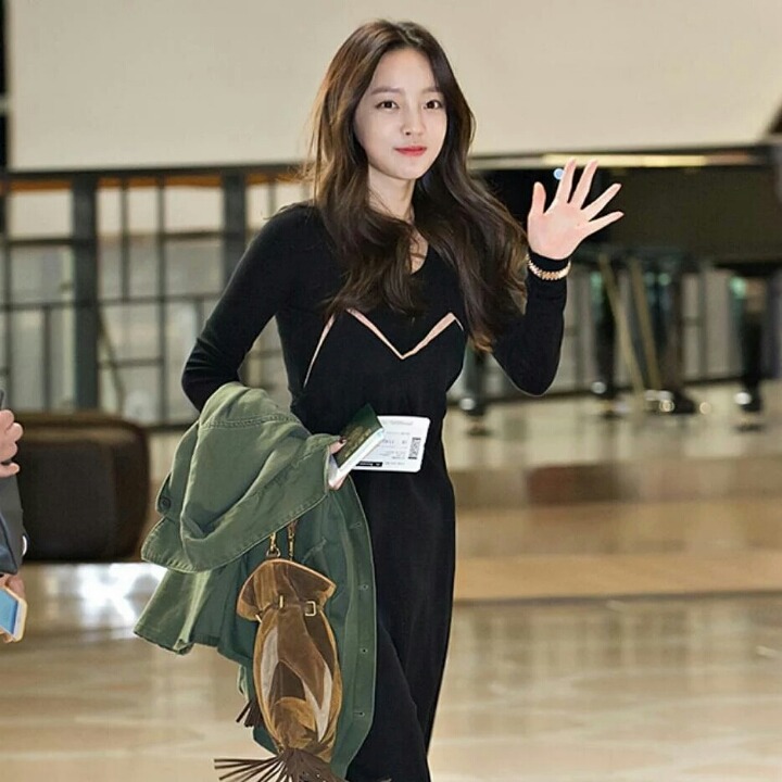 오징어 들고 다니는 여자연예인 | 인스티즈