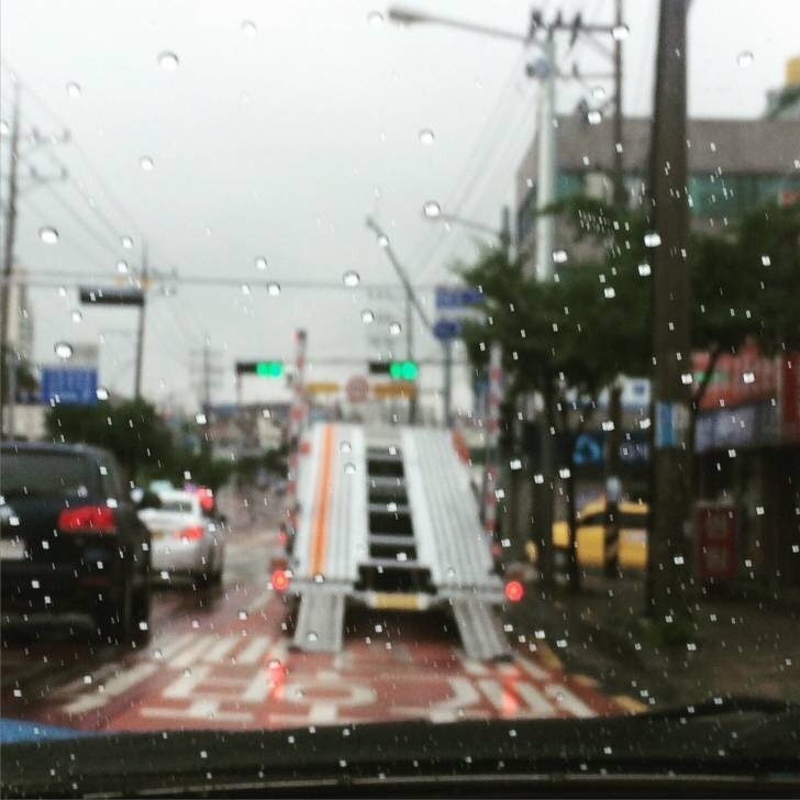운전하는 사람이면 누구나 고민에 빠지는 순간 | 인스티즈
