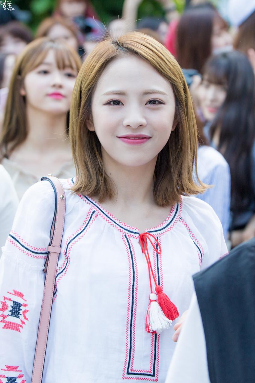 오늘 생일을 맞이한 걸그룹 오마이걸 신혜진.JPG | 인스티즈