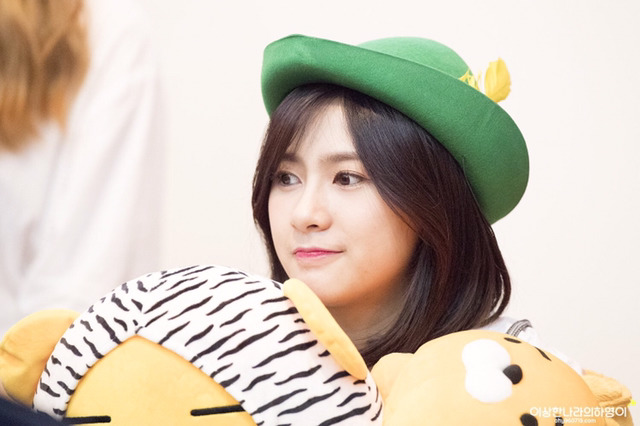 [에이핑크] 잠에서 깨어나는 건 어려운 일이라서 하영이 | 인스티즈