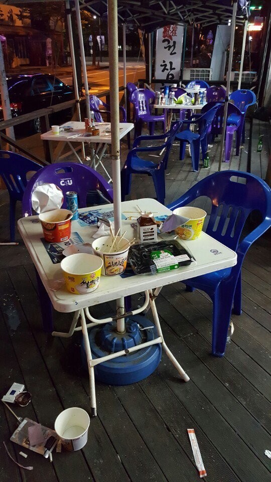 편의점 알바가 보면 피꺼솟하는 장면 | 인스티즈