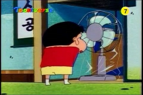 [짱구] 말썽만 부리는게 아니라 엄마를 도와 집안일 하는 짱구 | 인스티즈