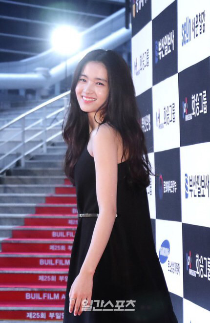 오늘 김태리 레드카펫 | 인스티즈