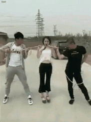여동생과 놀아주는 오빠들.gif | 인스티즈