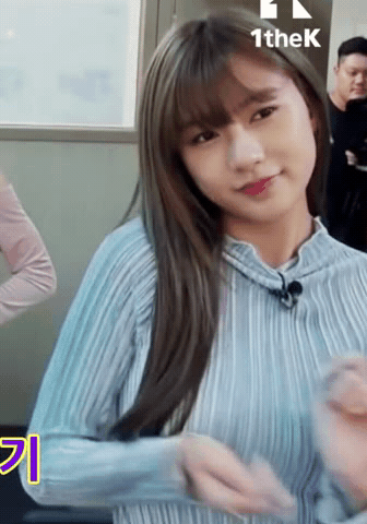 에이핑크 막내 오하영.gif | 인스티즈