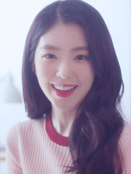 신발 모델 아이린.gif | 인스티즈