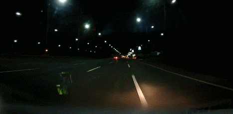 운전자 80%가 못 피하는 상황.gif | 인스티즈