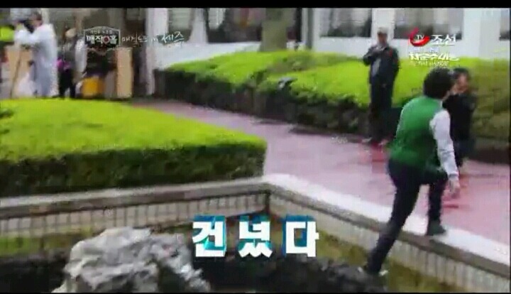 동료 마술사들도 멘붕시킨 최현우 물위건너는 마술 | 인스티즈