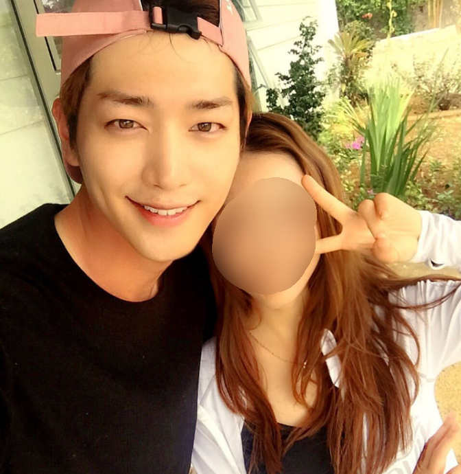 설현이 눈을 못 떼는 남자.gif | 인스티즈