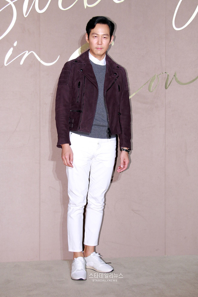 오늘자 버버리(BURBERRY) 행사에 참석한 연예인들.jpg | 인스티즈