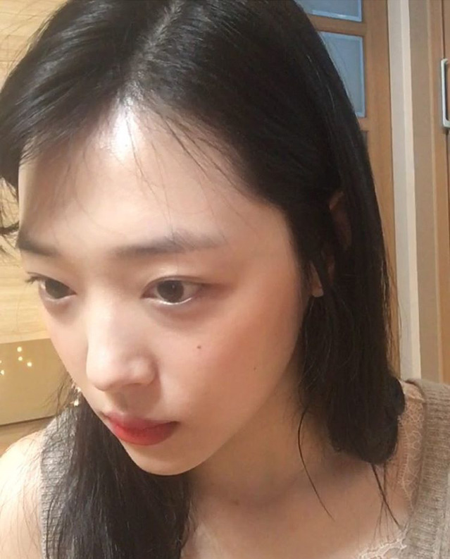 오늘자 설리 인스타그램 | 인스티즈