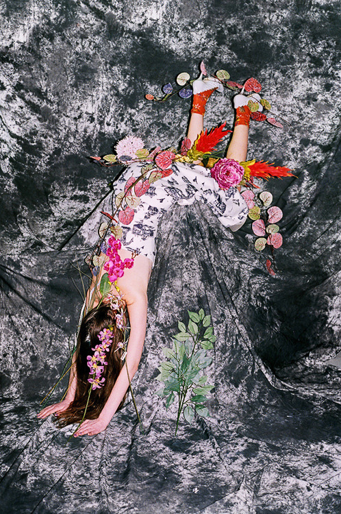 일렉트릭한 색채의 우크라이나 패션 사진작가 . jpg | 인스티즈