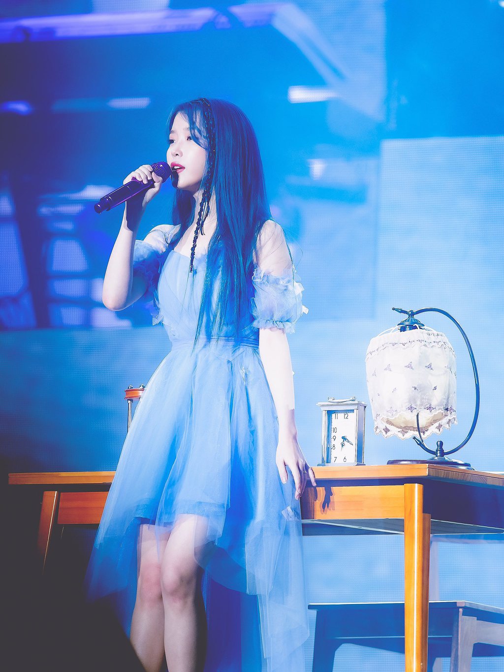 아이유 부산콘서트 아이유.jpg | 인스티즈