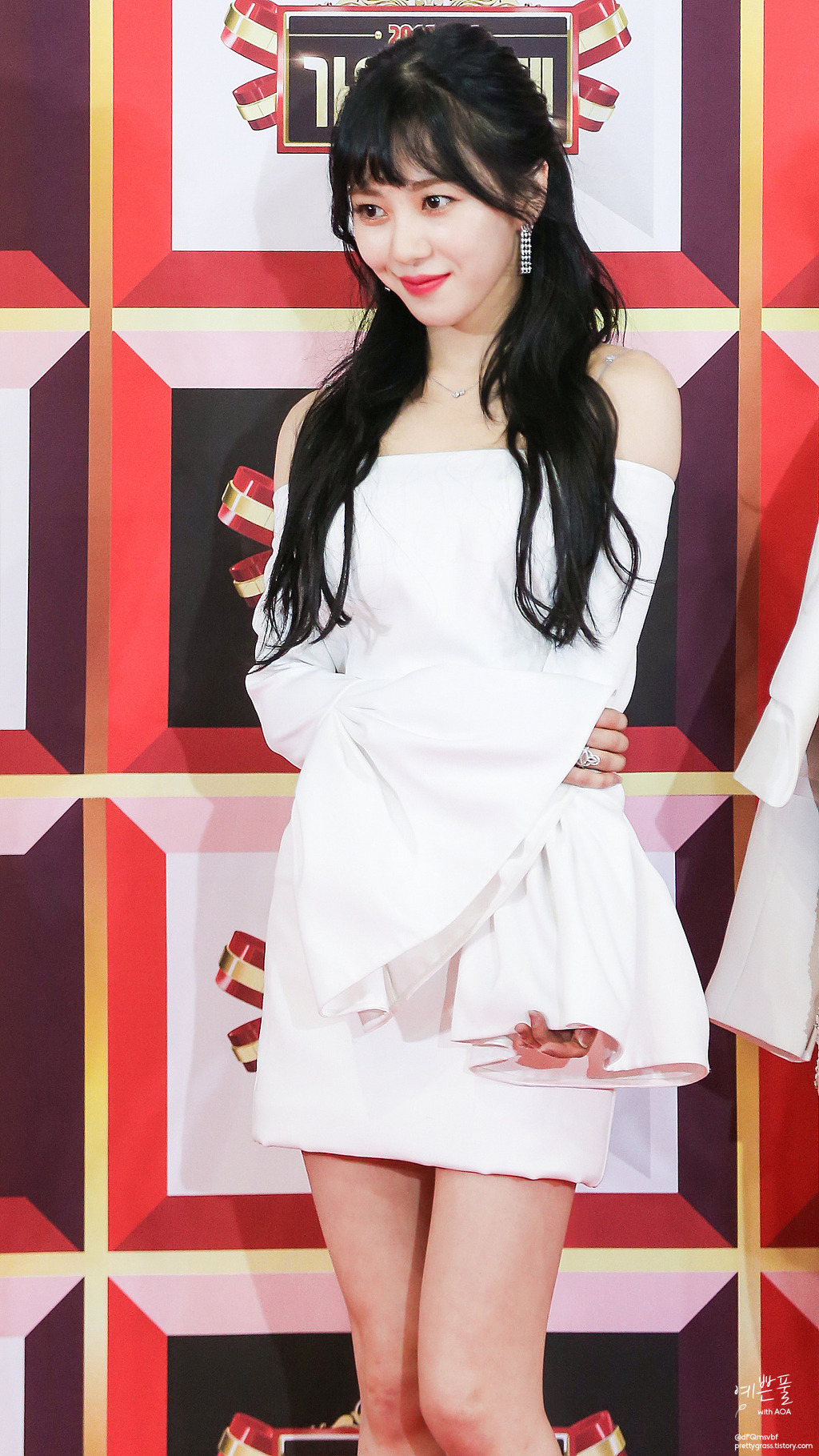 은근 섹시한 민아 | 인스티즈