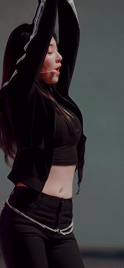크롭탑 입은 레드벨벳 아이린.gif | 인스티즈