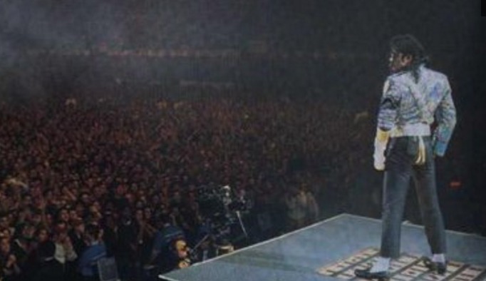 역사상 가장 위험했던 콘서트.jpgif | 인스티즈