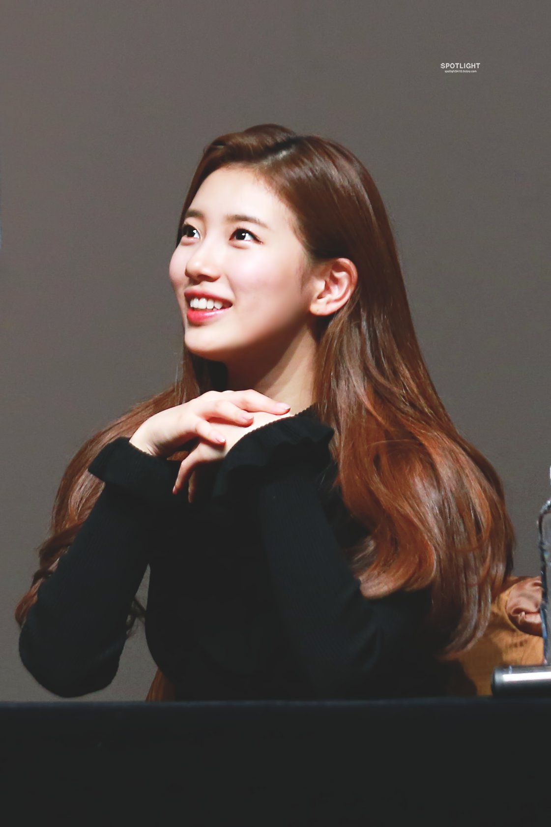 오늘이 생일인 수지.jpgif | 인스티즈