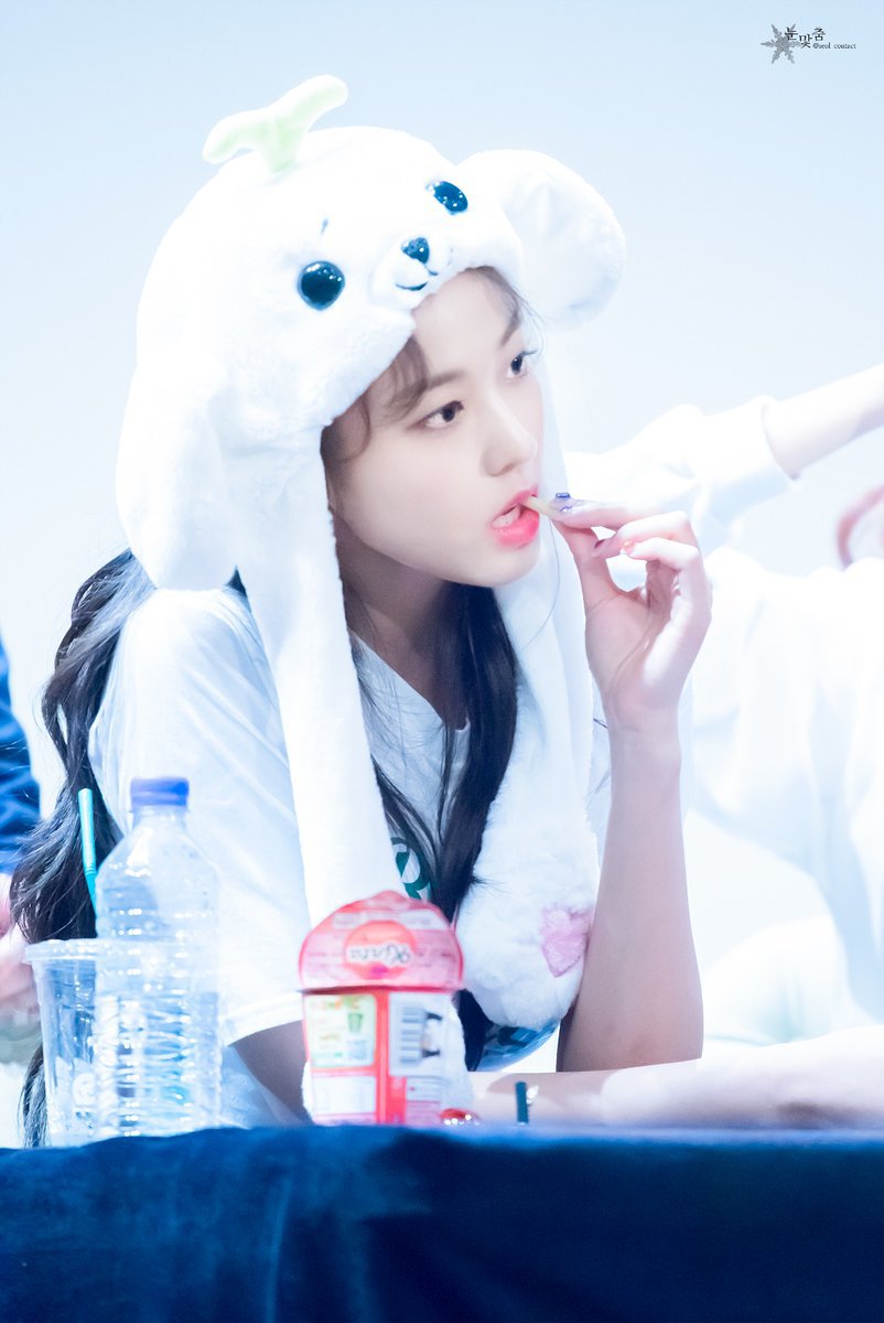 18시즌 설현이 미모.jpgif (100장) | 인스티즈