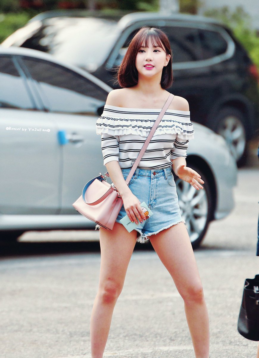 은하 어깨노출 | 인스티즈
