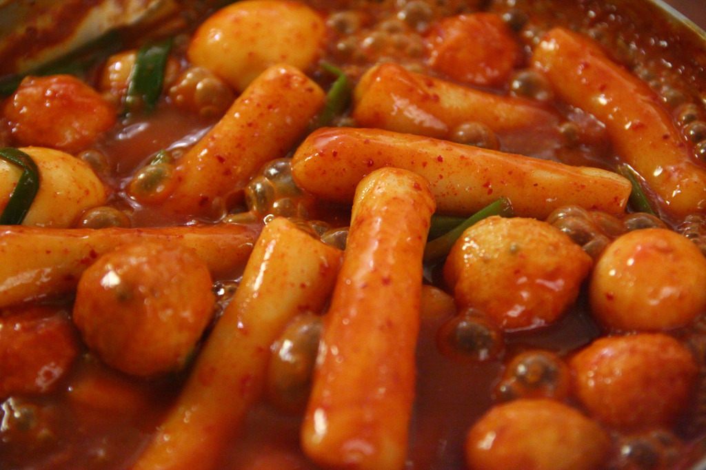 [선호하는떡볶이] 즉석떡볶이 vs 학교앞 (시장,분식) 떡볶이 | 인스티즈