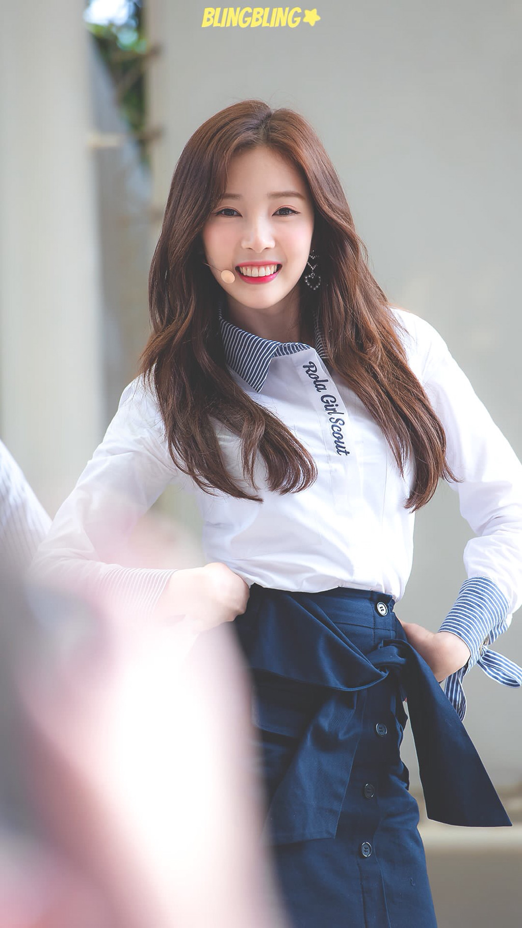 [에이프릴] 일 하다가 잠깐 쉬는 시간이 되서 채경이 | 인스티즈