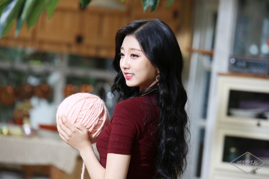 [러블리즈] 폰 용량이 얼마남지 않아서 예인이 | 인스티즈