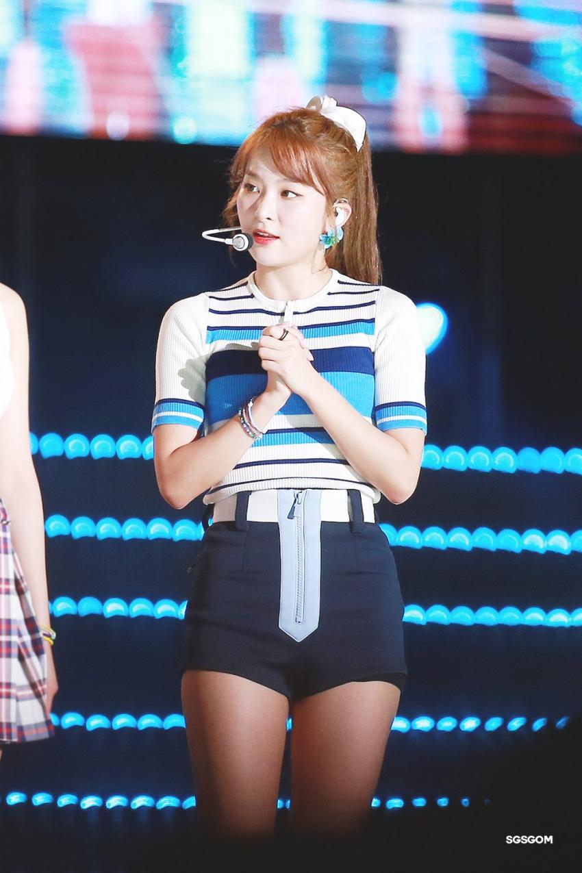 묶은 머리가 잘어울리는 슬기.jpgif | 인스티즈