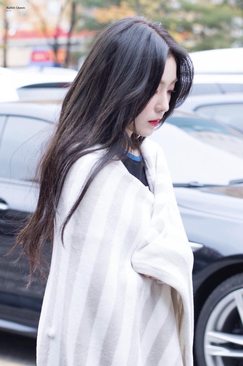 레드벨벳 뮤직뱅크 출근길 1 | 인스티즈