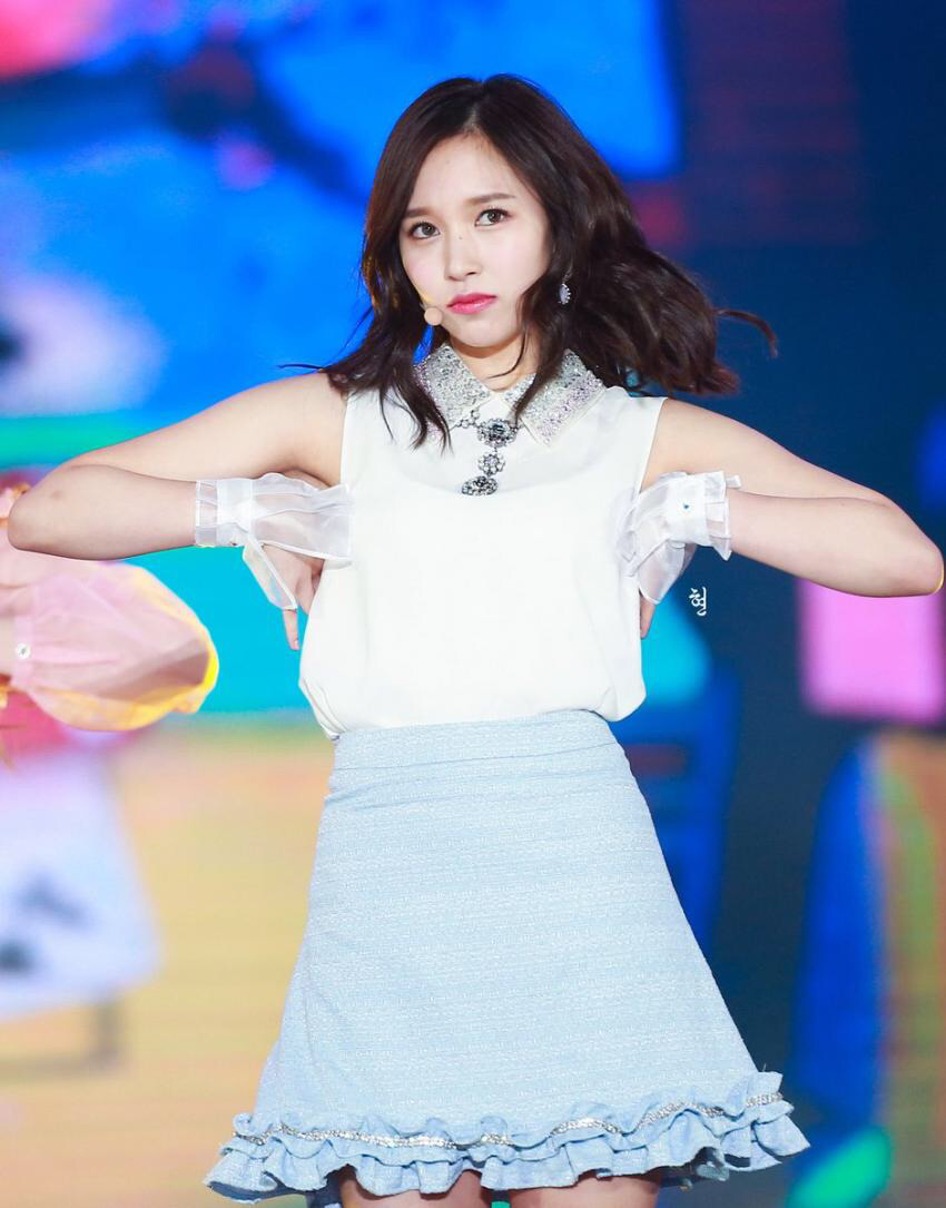 미나리~❤️💕 feat. 170113 골든디스크 Cheer Up+TT &amp; Encore | 인스티즈