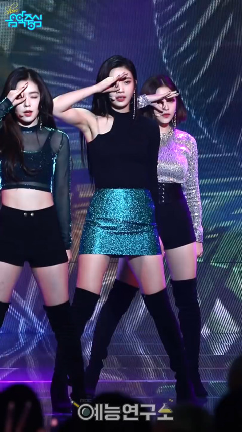 큐티와 섹시 둘 다 마스터한 레드벨벳 조이.jpgif | 인스티즈