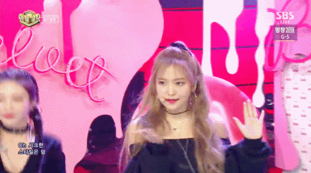 오늘자 인기가요 레드벨벳 예리.gif | 인스티즈